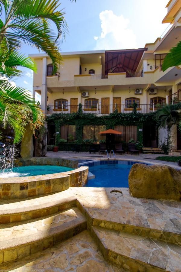 Hotel Quinta Maya Flores Εξωτερικό φωτογραφία