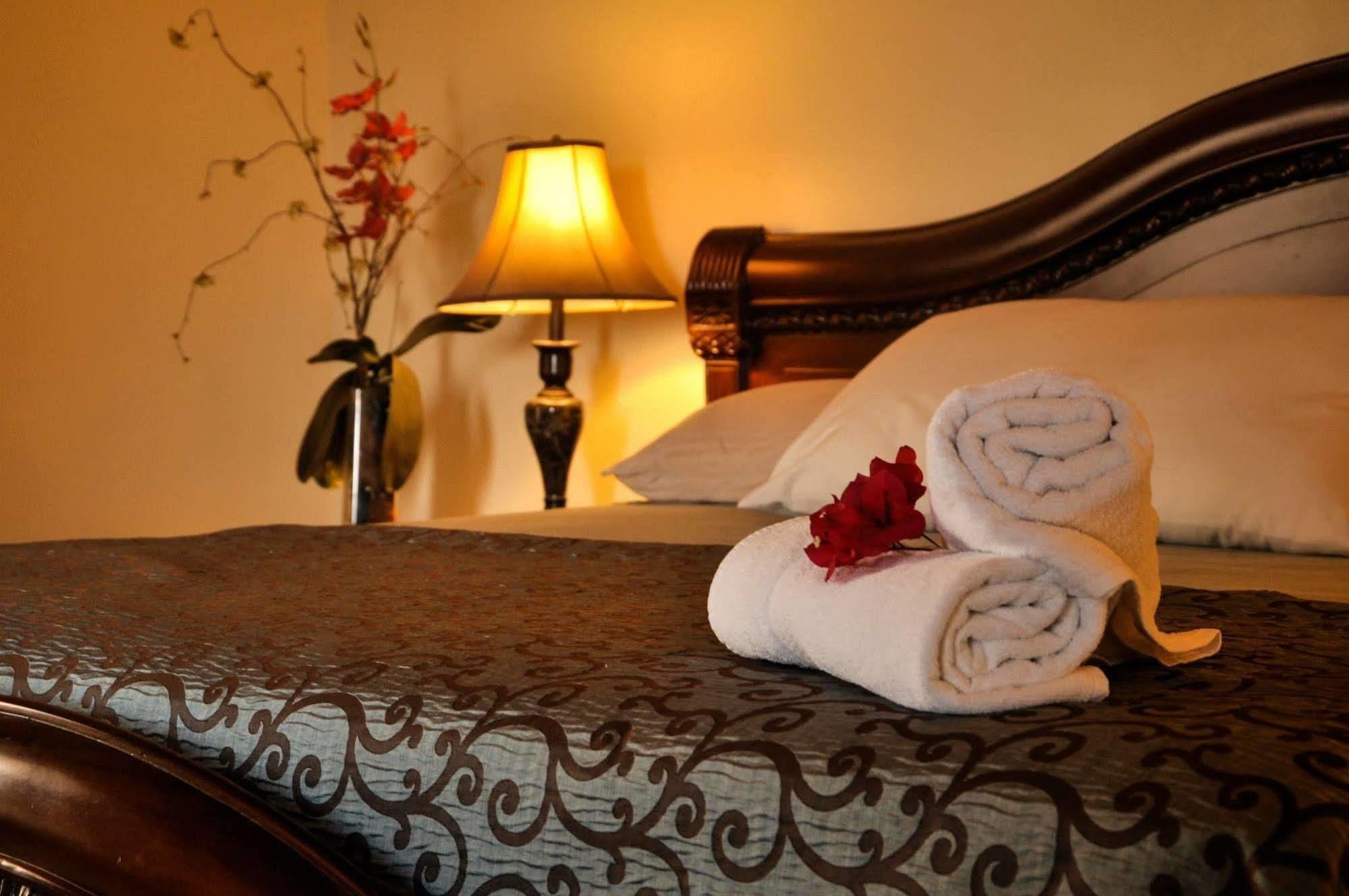 Hotel Quinta Maya Flores Εξωτερικό φωτογραφία